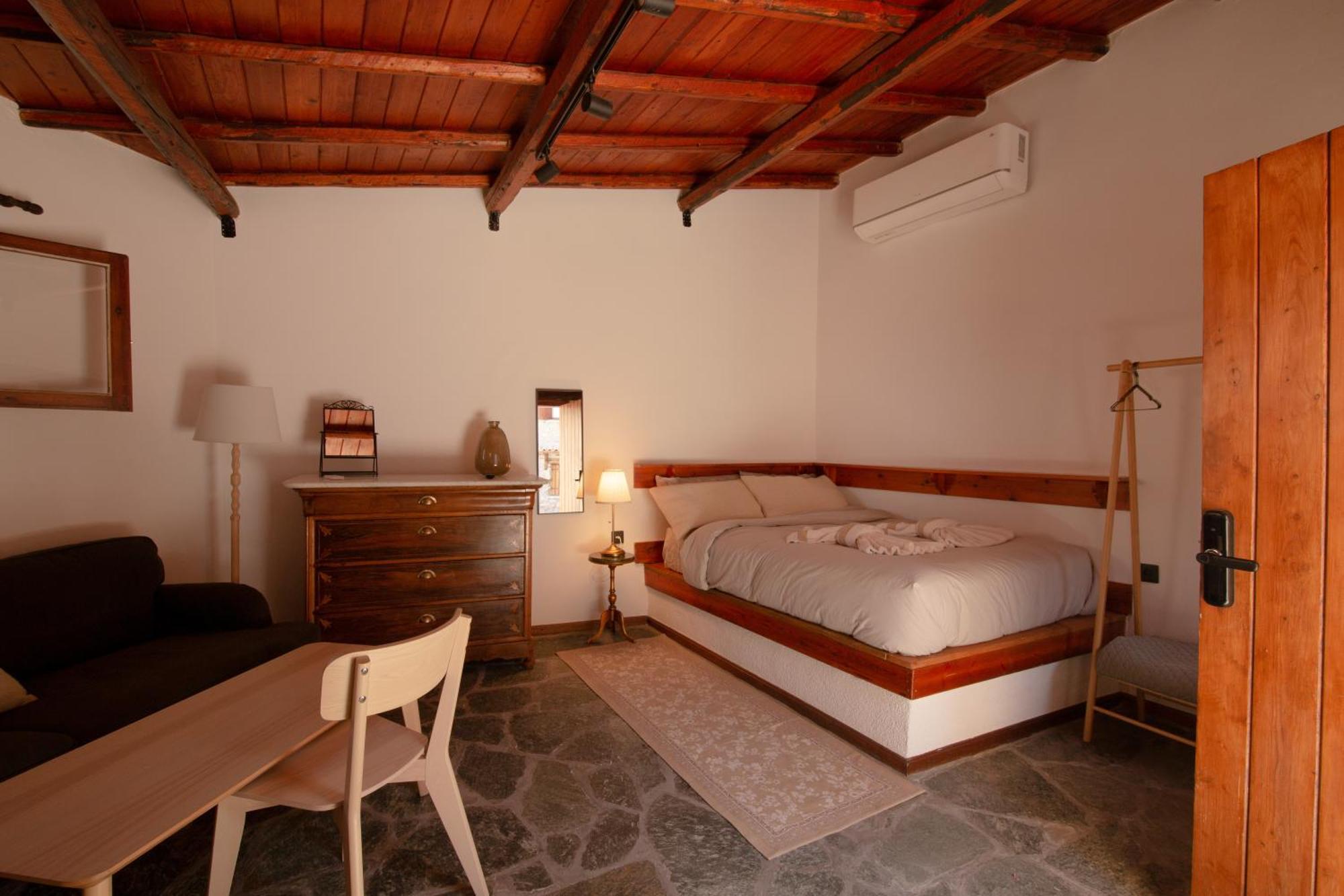 Fteri Stone House In Platanos, Akrata Apartment Bagian luar foto
