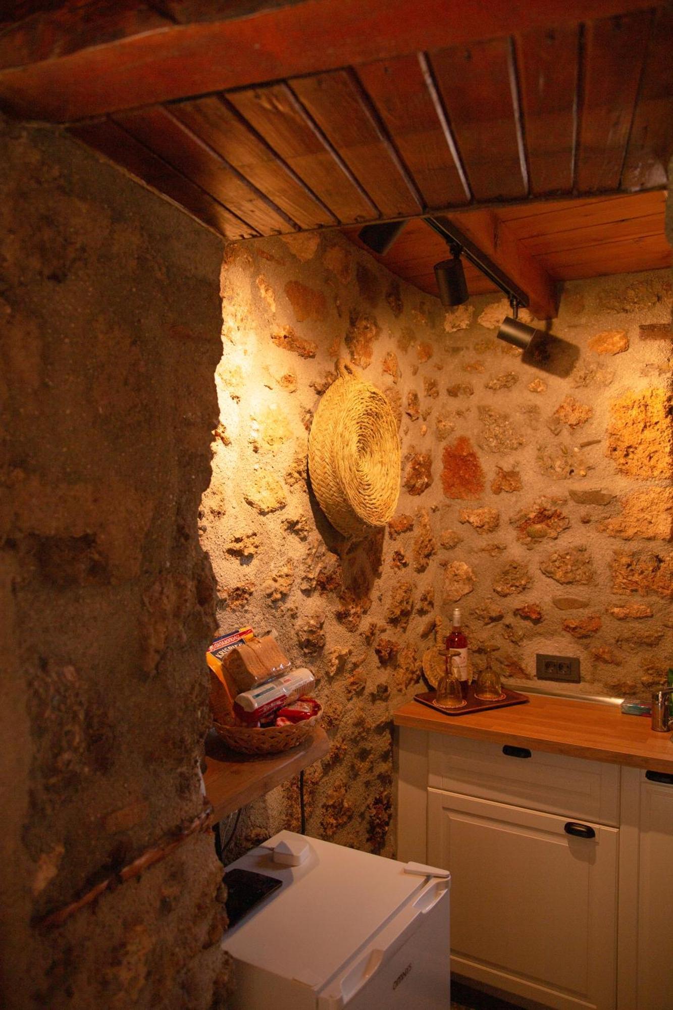 Fteri Stone House In Platanos, Akrata Apartment Bagian luar foto