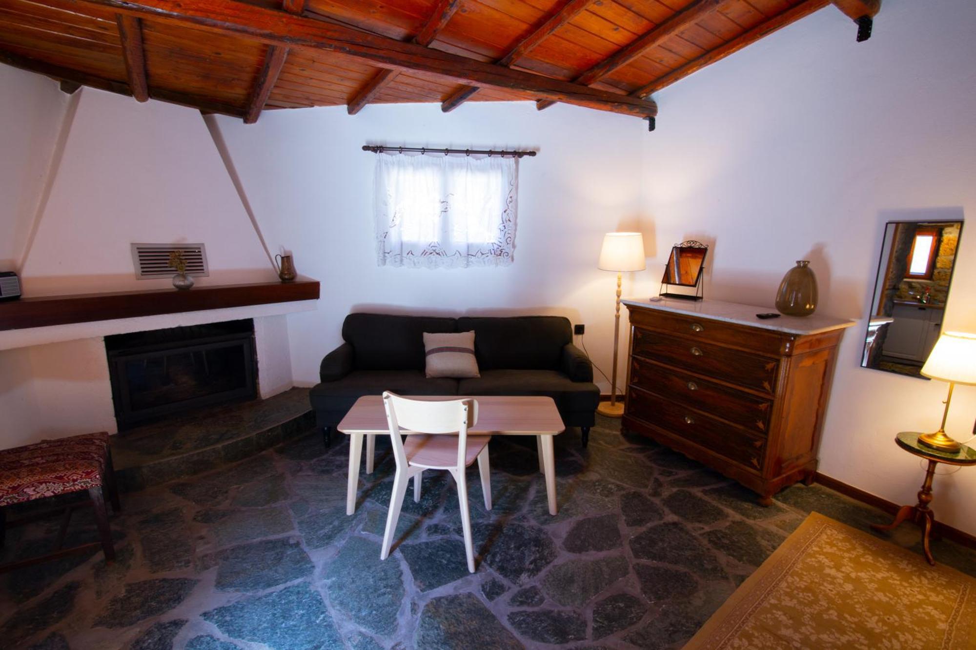 Fteri Stone House In Platanos, Akrata Apartment Bagian luar foto